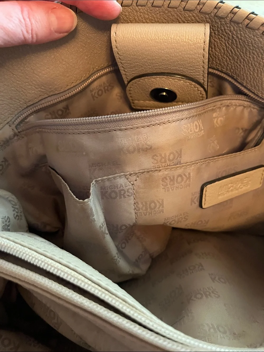 Final price! Michael Kors beige Leather Satchel with Whipstitch Trim